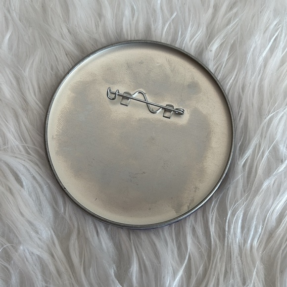 Walt Disney World Souvenir Button - Happily Ever After - Picture 3 of 4